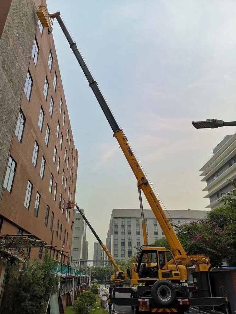 东西湖汽车吊出租哪家好，选择最靠谱的服务商指南