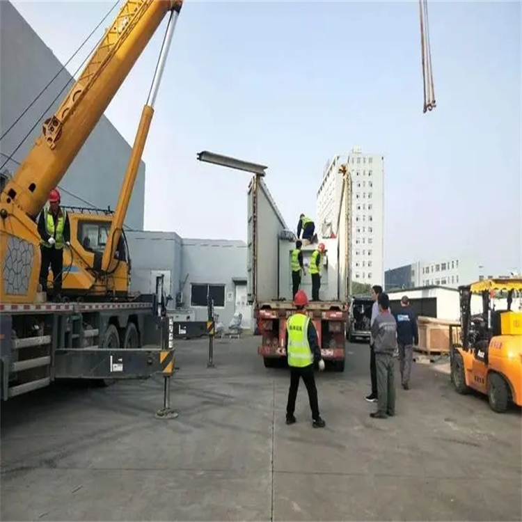 东西湖如何找到附近的吊车救援服务